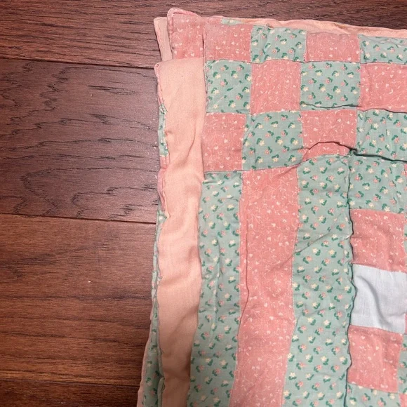 Handmade Peach & Mint Patchwork Quilt Throw – Cottagecore Farmhouse Blanket